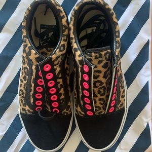 Vans Custom Leopard New Women’s 8